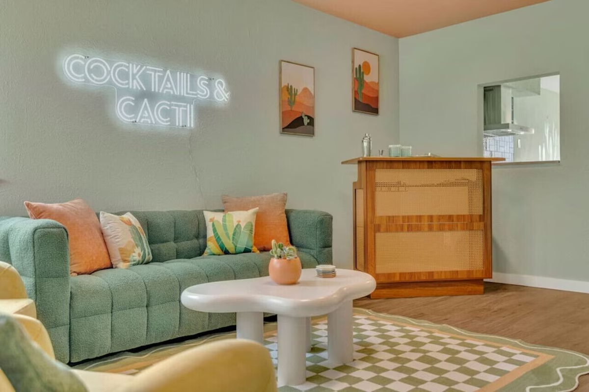 Austin — Cocktails and Cacti interior